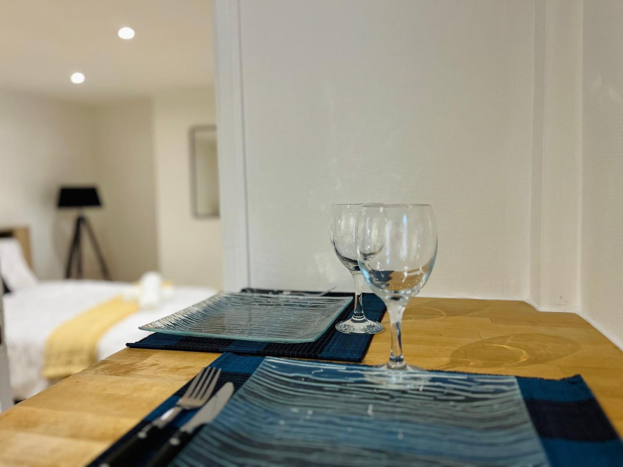 La Ruche Arrageoise - Parking Gratuit - Cozy - Grand Lit - Long Sejour Apartment Арас Екстериор снимка