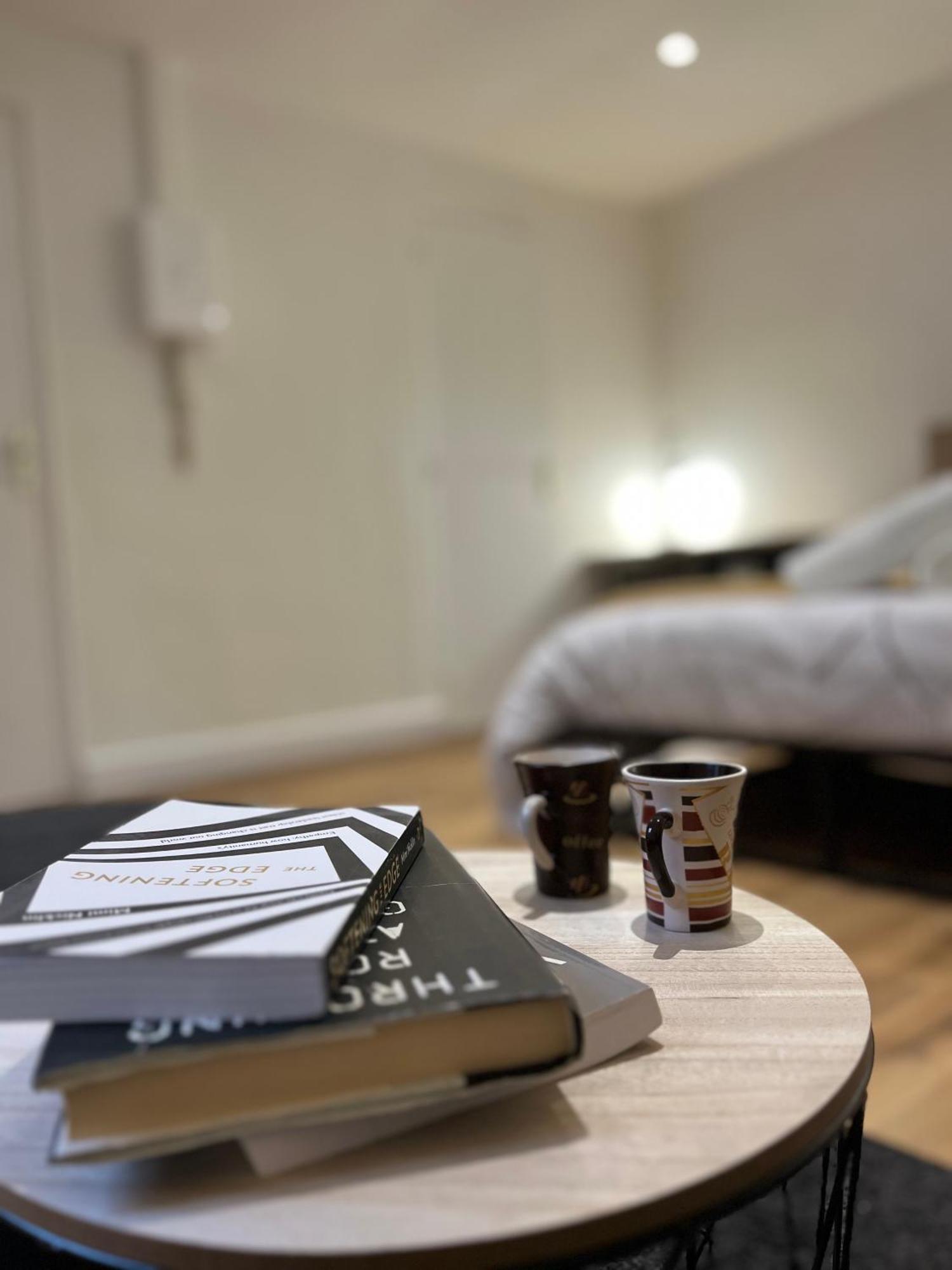 La Ruche Arrageoise - Parking Gratuit - Cozy - Grand Lit - Long Sejour Apartment Арас Екстериор снимка