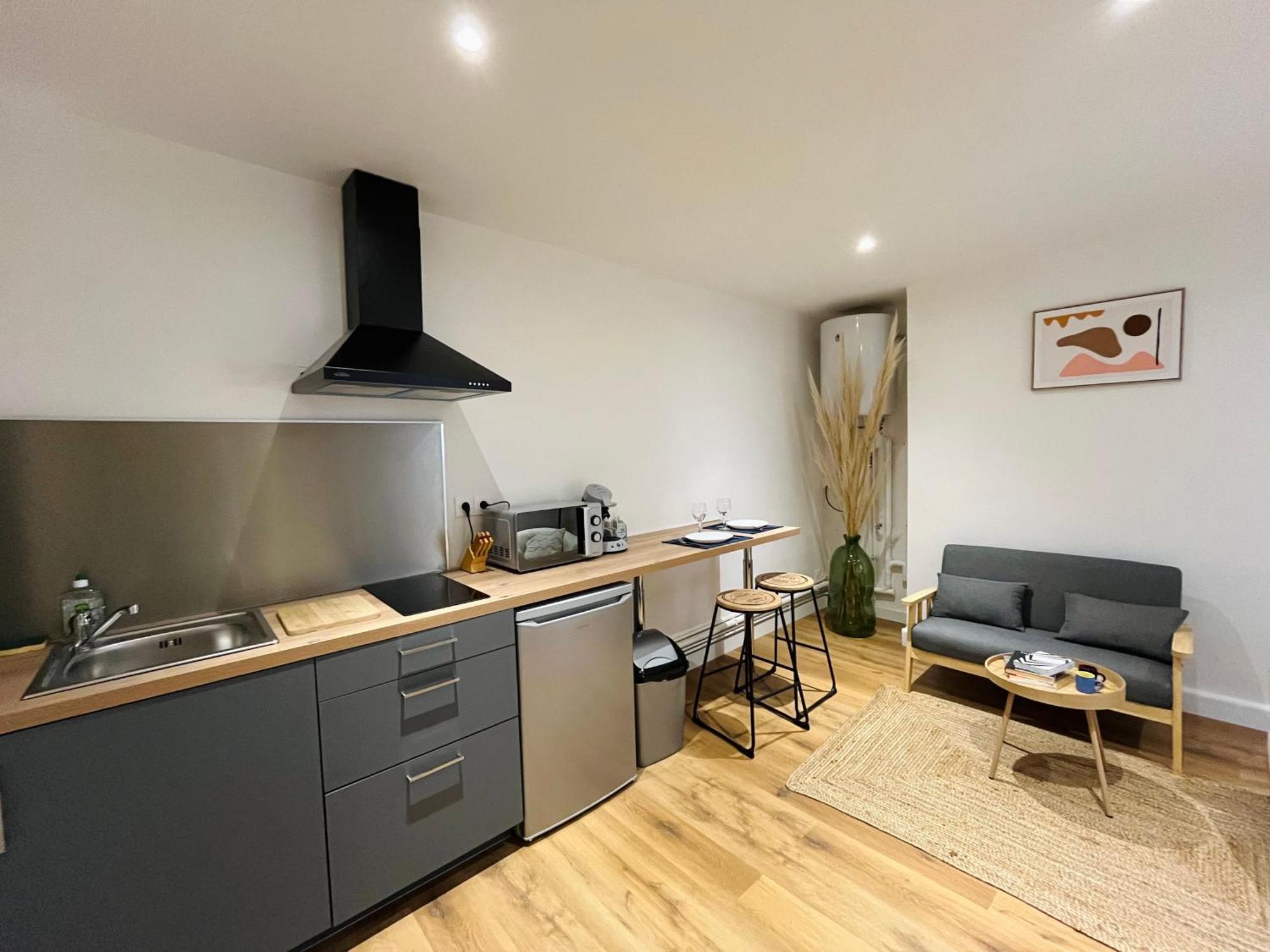 La Ruche Arrageoise - Parking Gratuit - Cozy - Grand Lit - Long Sejour Apartment Арас Екстериор снимка